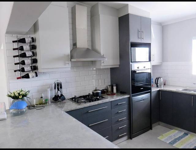 3 BEDROOM HOUSE FOR SALE IN LAGUNA